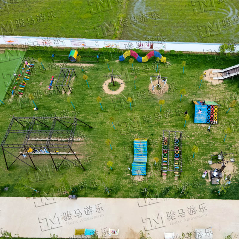 體能拓展游樂(lè)器材